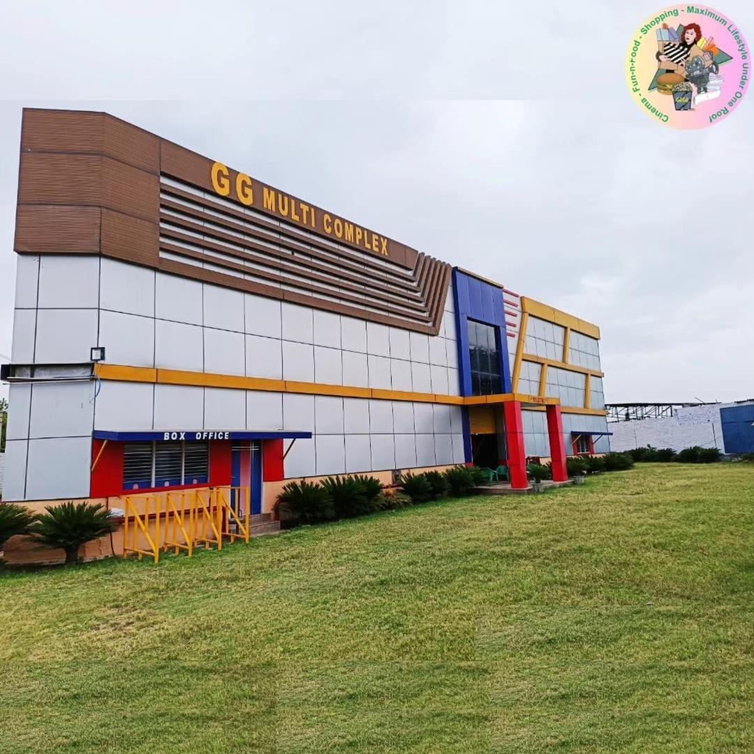 G G Multi Complex Hotel Мирут Екстериор снимка